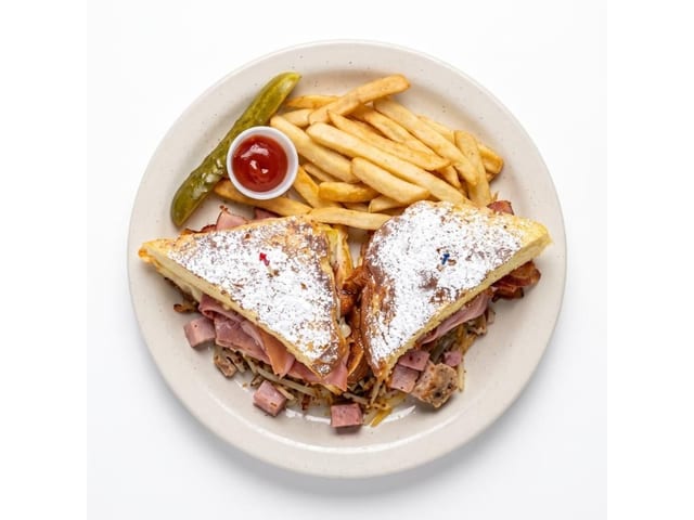 Monte Cristo Sandwich.